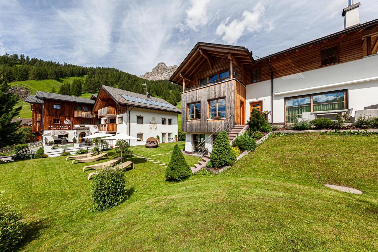 Villa Flora Mountain Lodges Сан Касиано Екстериор снимка