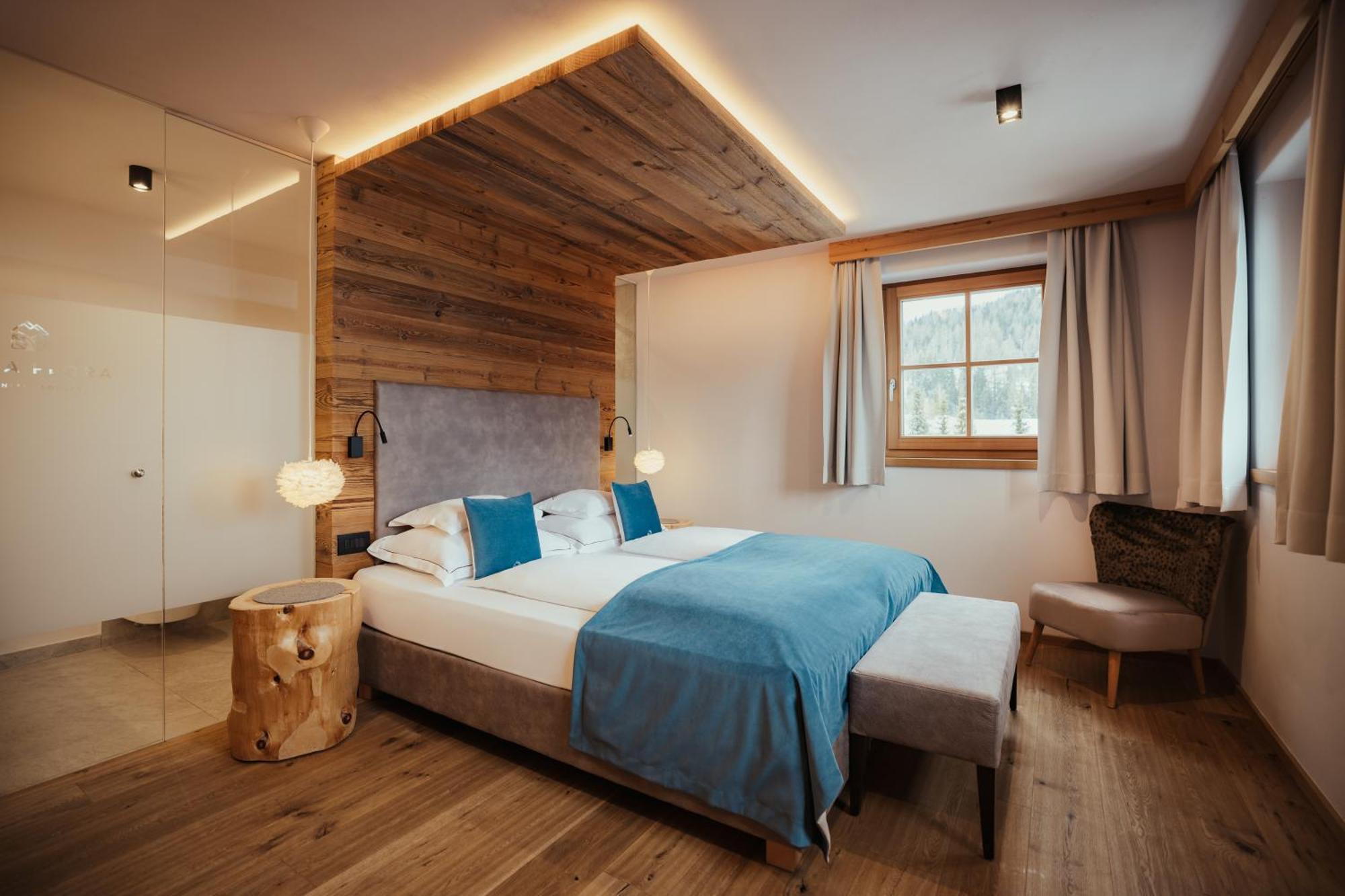 Villa Flora Mountain Lodges Сан Касиано Екстериор снимка