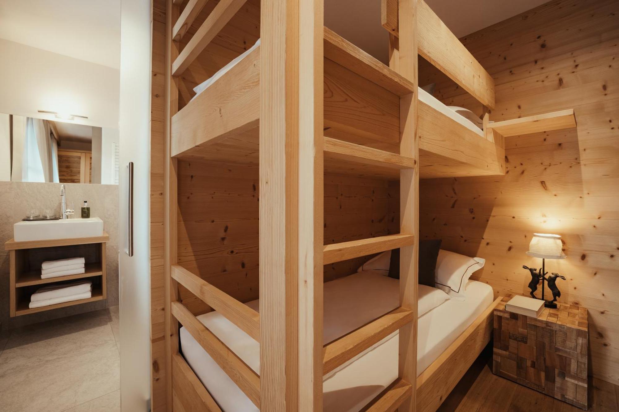 Villa Flora Mountain Lodges Сан Касиано Екстериор снимка