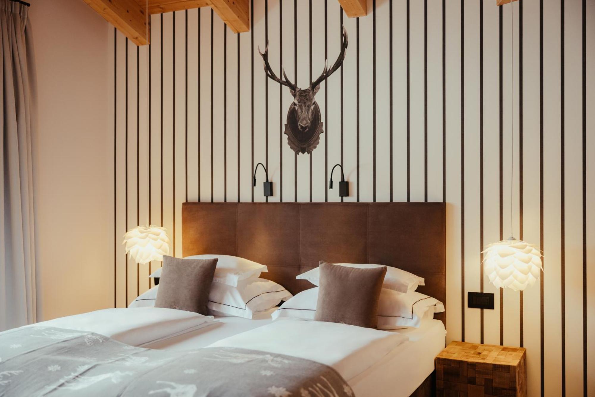 Villa Flora Mountain Lodges Сан Касиано Екстериор снимка