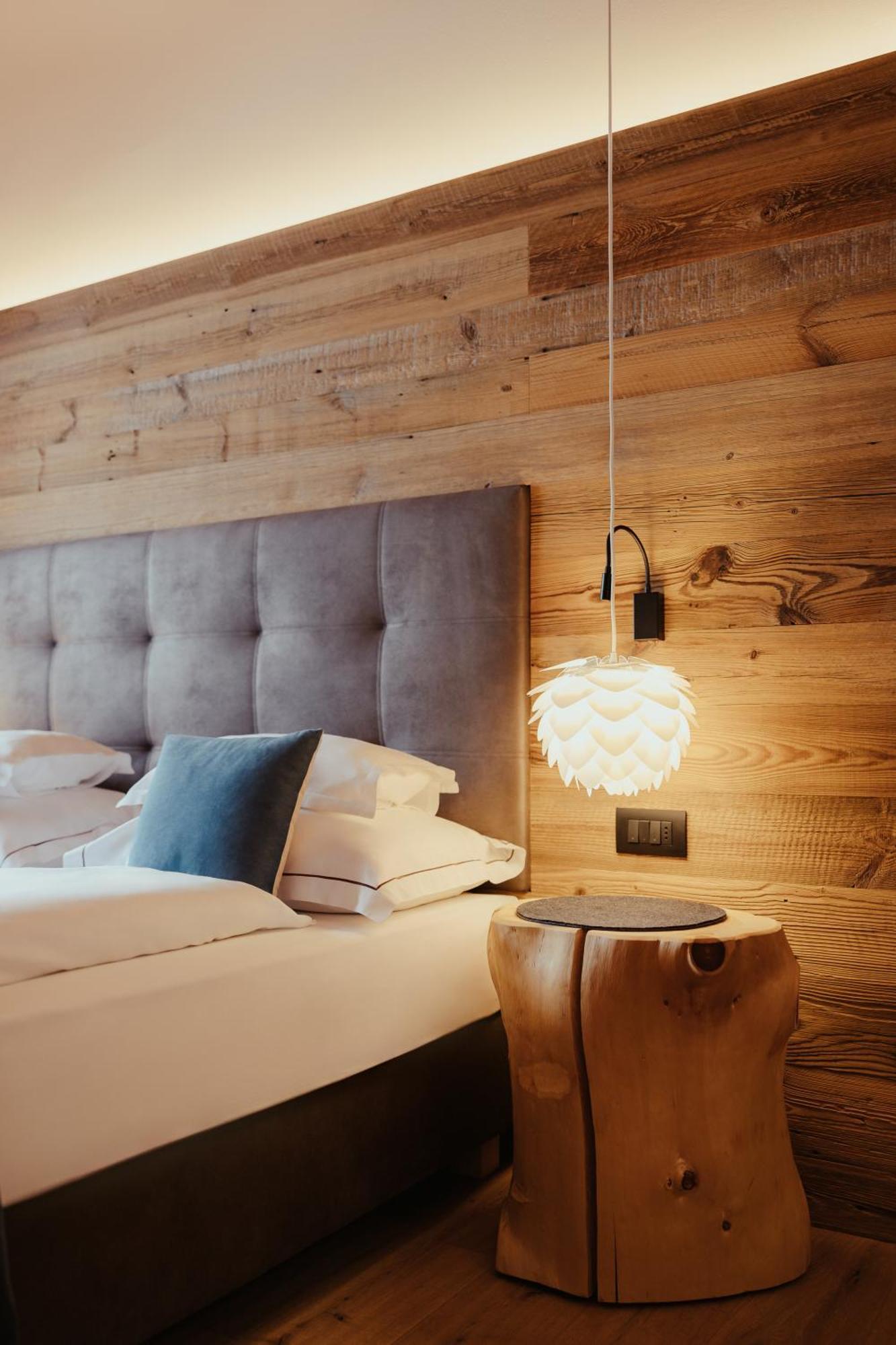 Villa Flora Mountain Lodges Сан Касиано Екстериор снимка